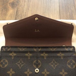 Louis Vuitton Sarah Wallet